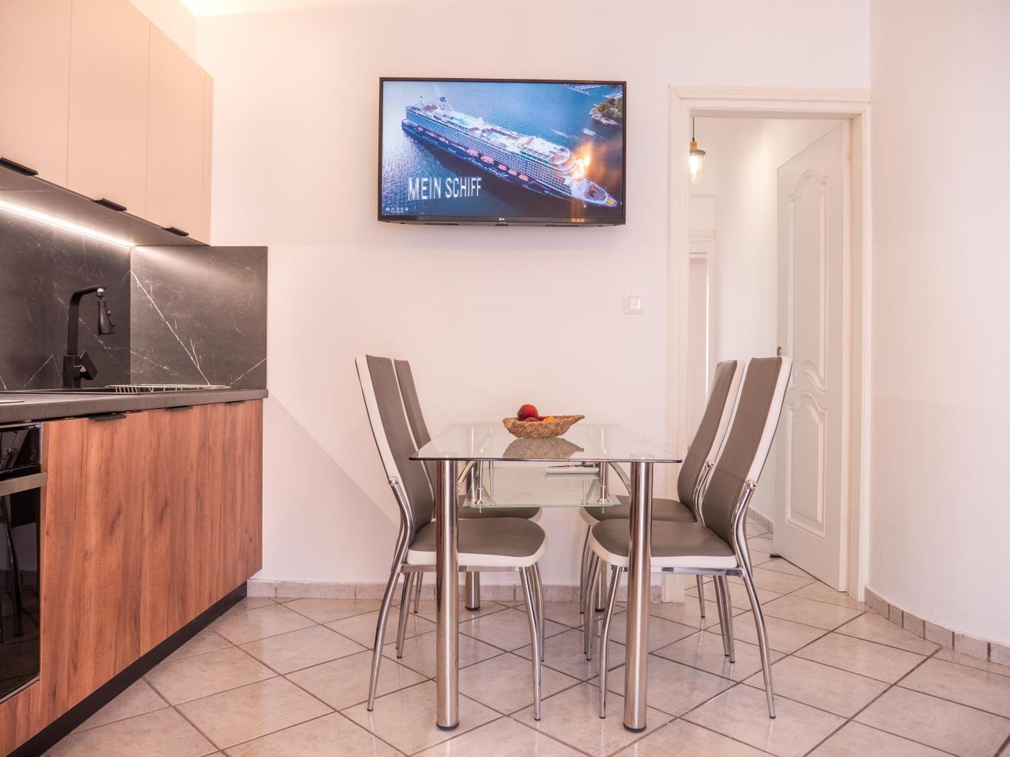 Athina'S Home Piraeus Ngoại thất bức ảnh