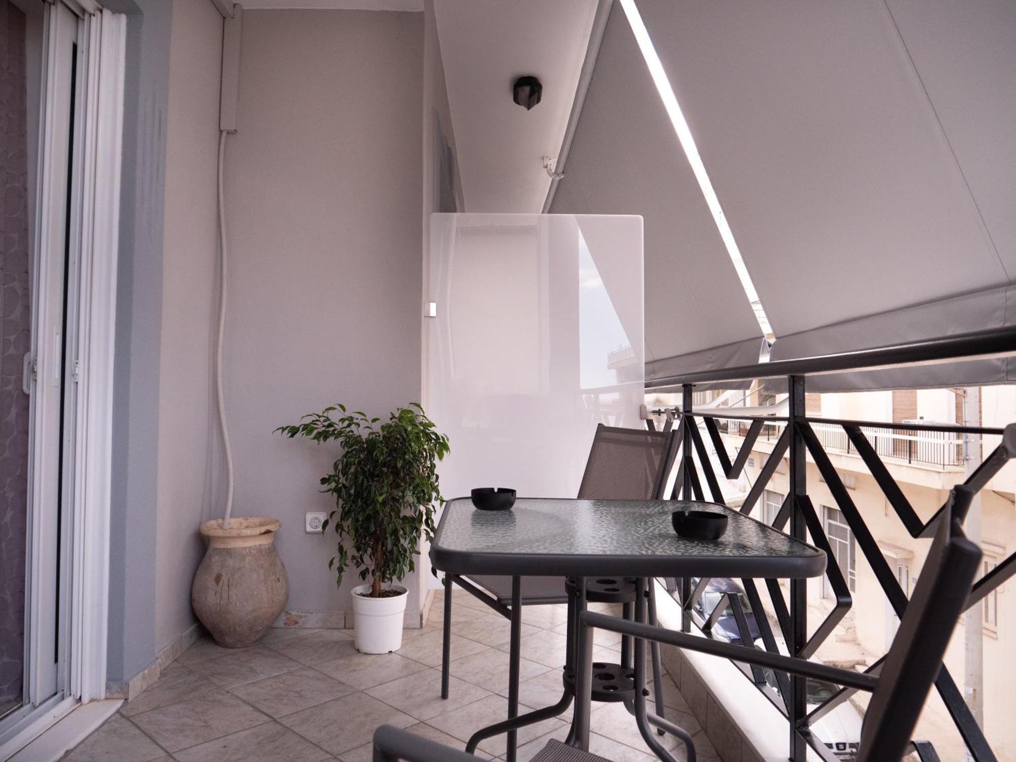 Athina'S Home Piraeus Ngoại thất bức ảnh